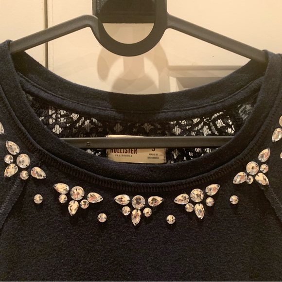 Ladies Hollister lace back top - Picture 3 of 4